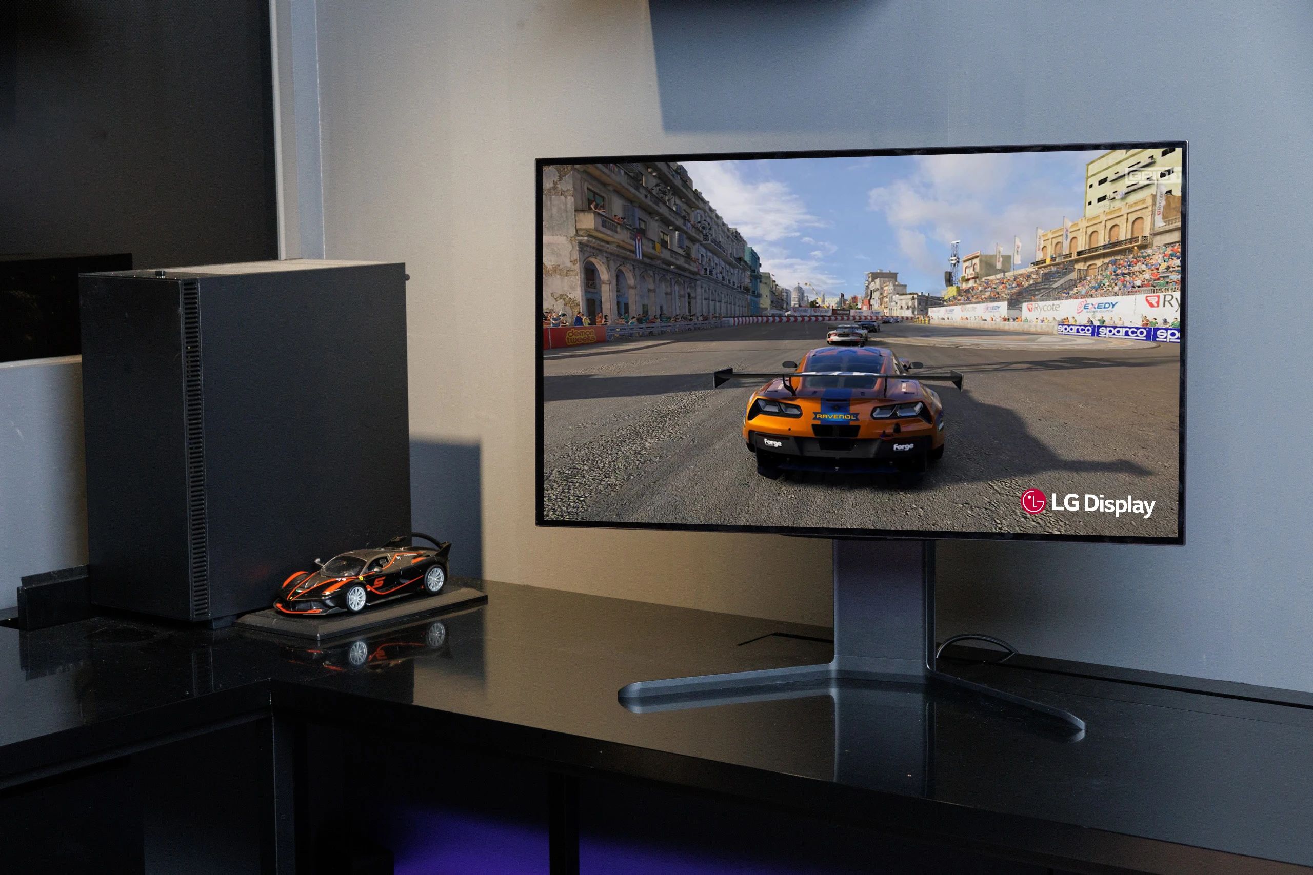 LG Display量產全球首款可切換刷新率和分辨率的游戲OLED面板